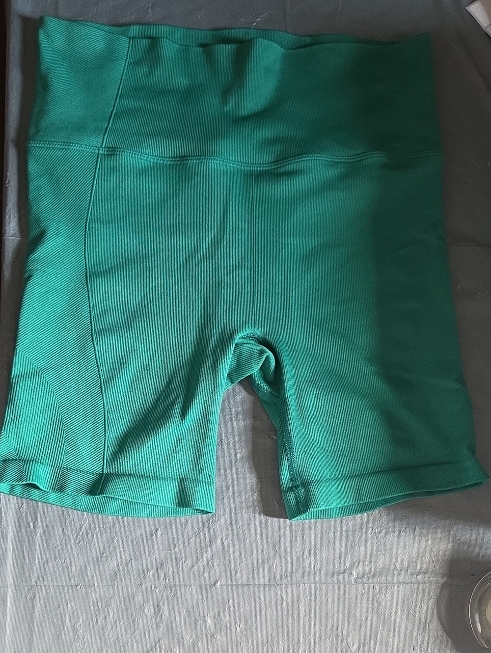 High-Waist Women's Bike Shorts in Green